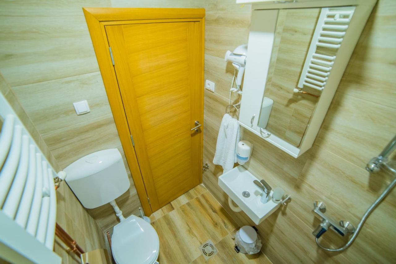 Uzicki Konak Užice Exteriör bild