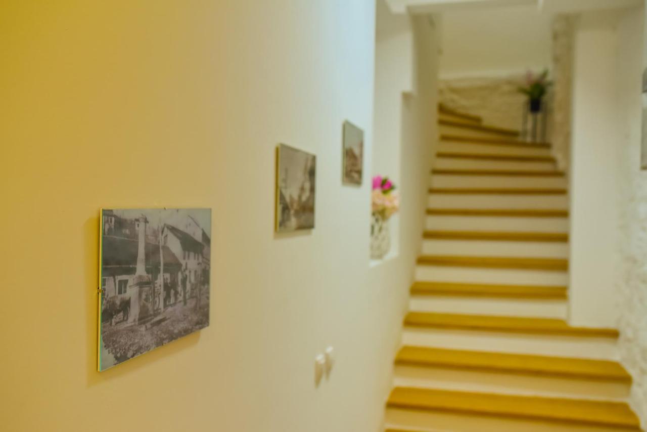 Uzicki Konak Užice Exteriör bild